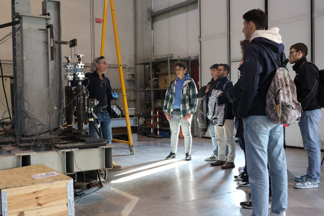 27 novembre 2025: torna l'evento DEcidi il tuo futuro - ingegneria meccanica!